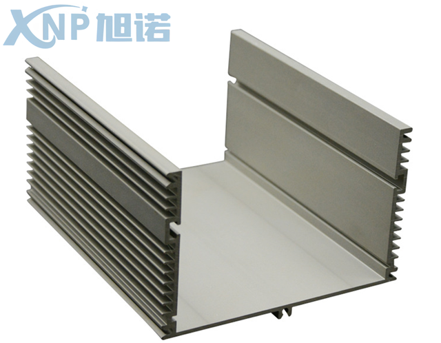 鋁型材開模定制的優(yōu)點可按需定制，加工精度高.png